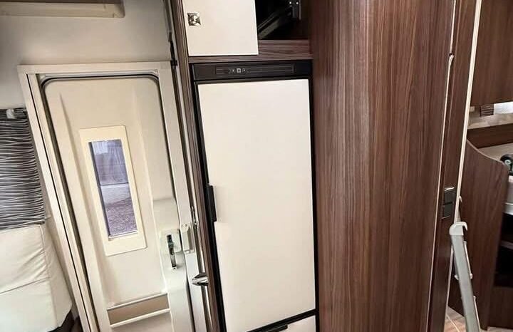 
								CAMPING-CAR PROFILÉ BENIMAR TESSORO 467 full									