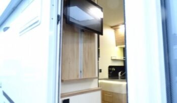 
										CAMPING-CAR INTÉGRAL BAVARIA I 740 C STYLE full									