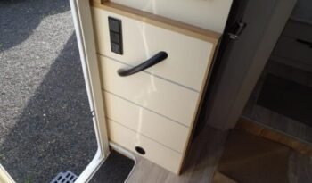 
										CAMPING-CAR INTÉGRAL BAVARIA I 720 FC CLASS full									