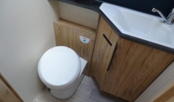 
										CAMPING-CAR INTÉGRAL BAVARIA I 720 FC CLASS full									