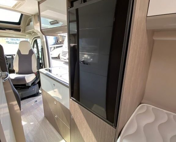 
								FOURGON AMÉNAGÉ Chausson V697 Road Line full									