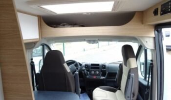 
										FOURGON AMENAGE ROADCAR R 601 full									