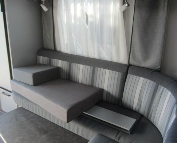 
								CARAVANE Knaus Sport Black Selection full									