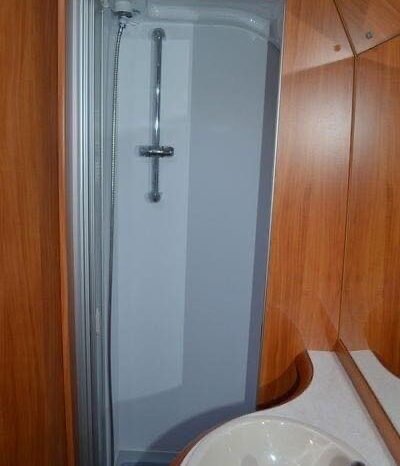 
								Caravane Hobby Excellent 560 WLU full									