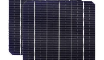 
										EM Kit solaire rigide 420W – Régulateur MPPT 100/40 BT full									