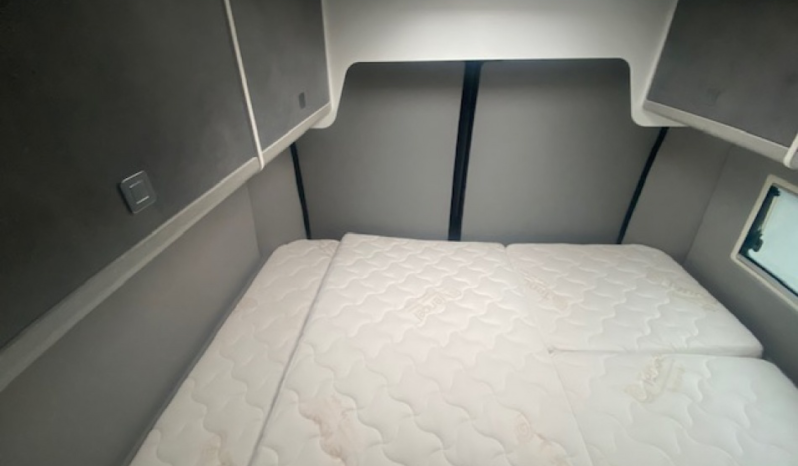 
								FOURGON AMÉNAGÉ – ROBETA ARES DN1561 full									