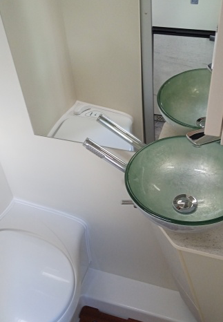 
								FOURGON AMÉNAGÉ – ROBETA HELIOS DN1175 full									