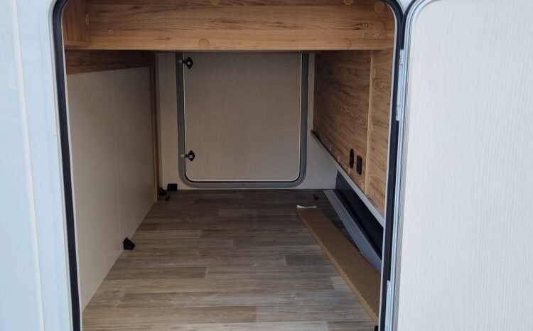 
								CAMPING-CAR – INTÉGRAL – BAVARIA I 740 FC NOMADE full									