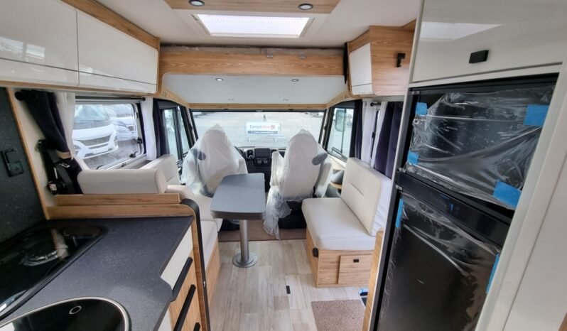 
								CAMPING-CAR – INTÉGRAL – BAVARIA I 740 FC NOMADE full									